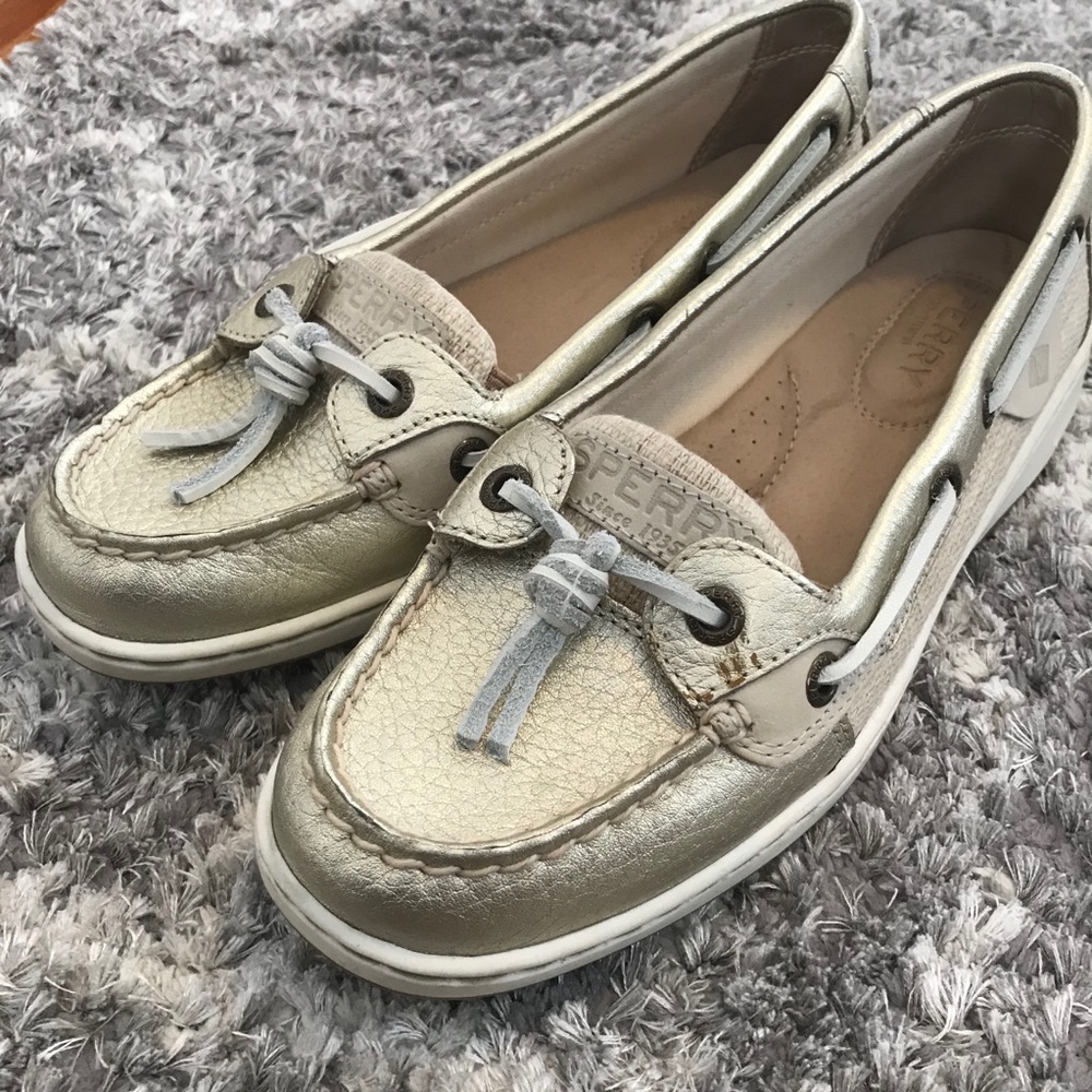 NWOT Metallic Sperry Boatshoes
